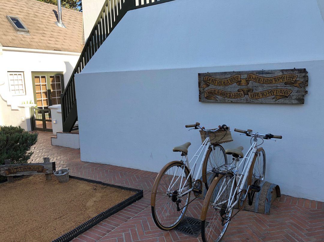 学院街精品酒店及宾馆主图