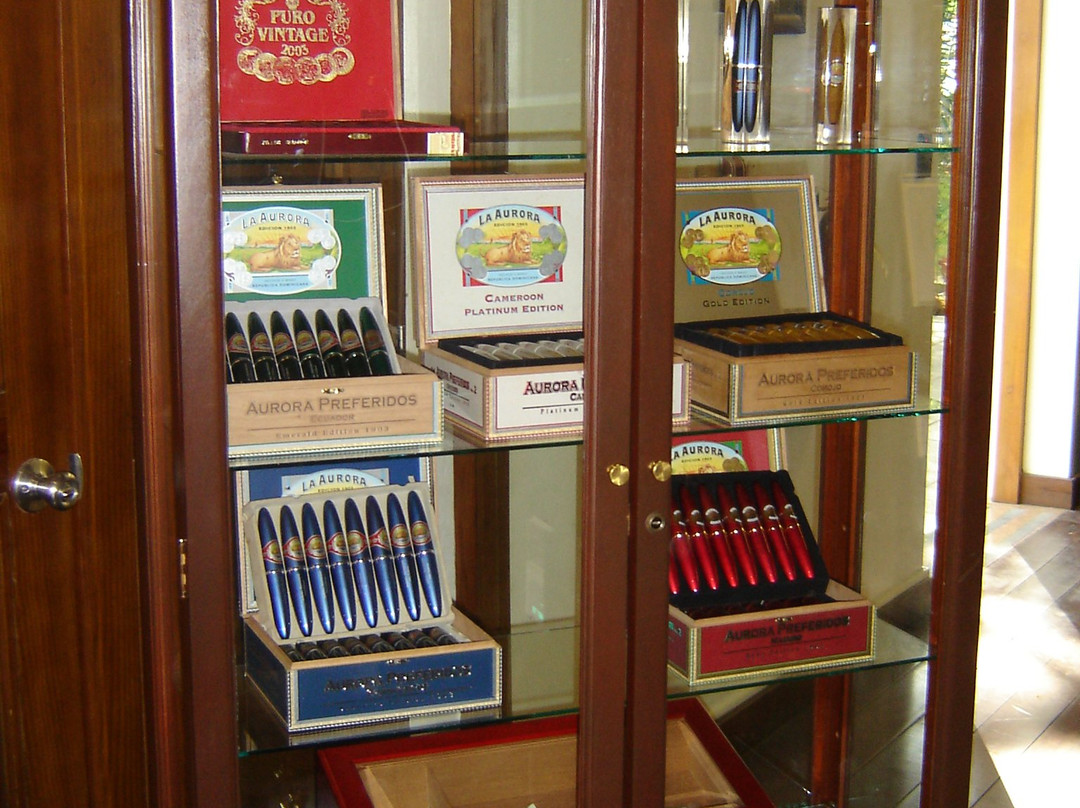 La Aurora Cigar Factory-圣地亚哥必去景点