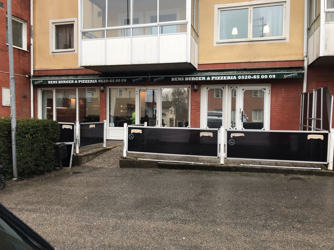 Lilla Edet餐馆和美食-Bens Burger & Pizzeria