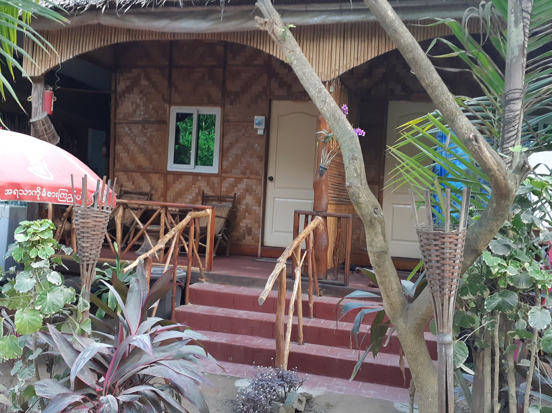 Soe KoKo Beach House & Restaurant主图