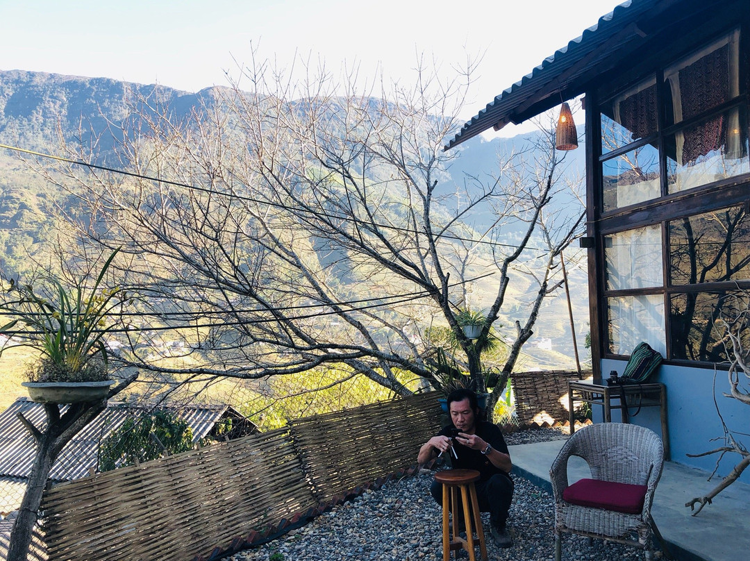 布法罗幸运德西山林小屋主图