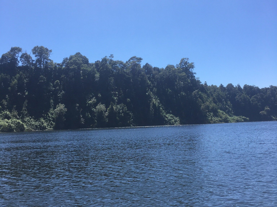 Isla Loreley-巴拉斯港必去景点