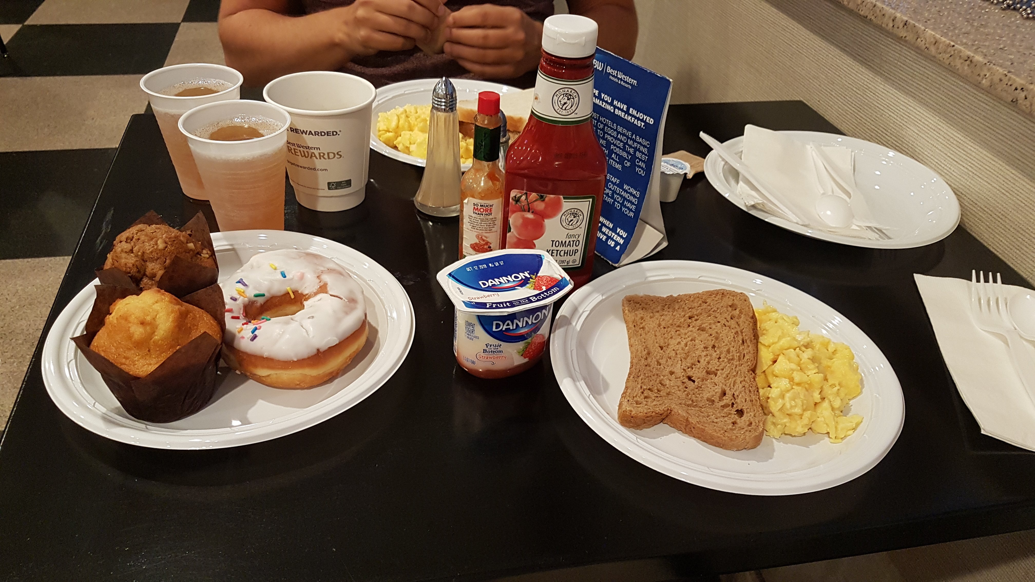 贝斯特韦斯特广场酒店-餐饮