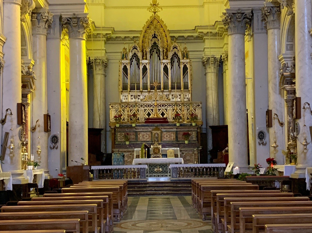 Basilica dei Santi Apostoli Pietro e Paolo景点图片