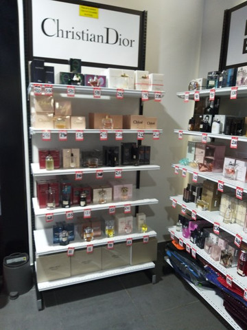 拉哈购物中心-阿布扎比必去景点