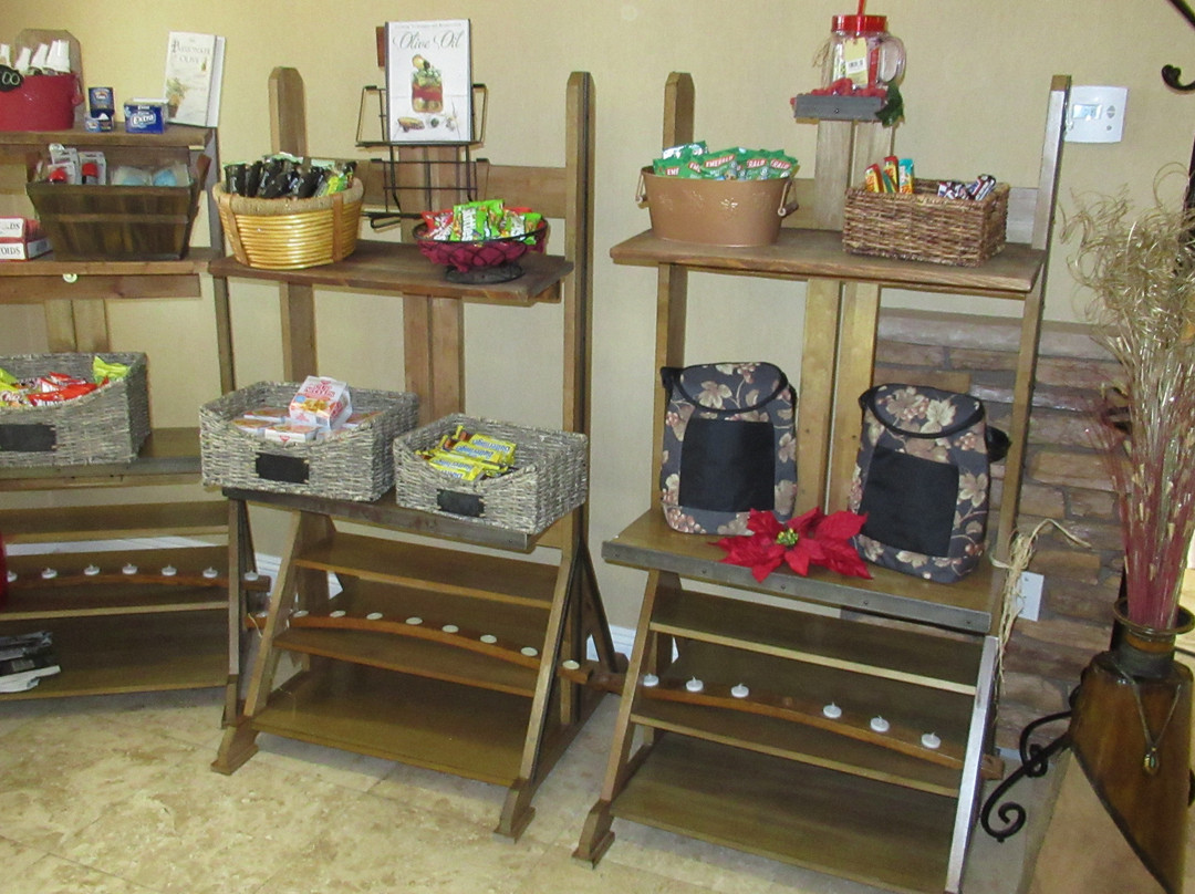 The Oaks Hotel & Suites主图