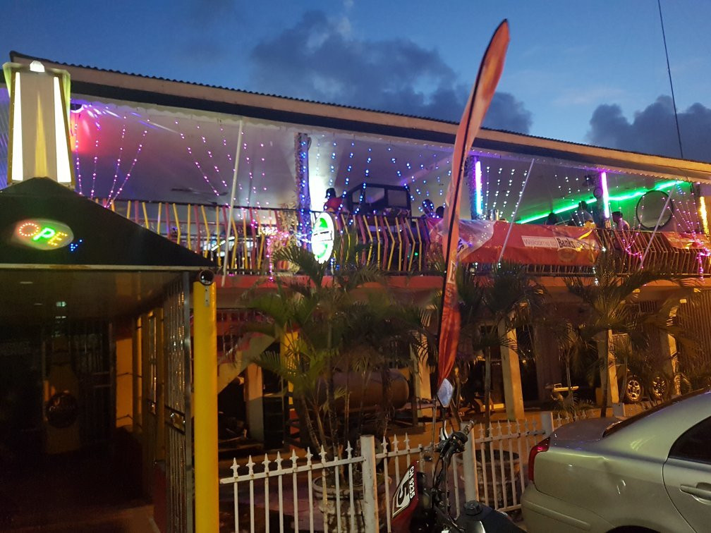 Caribbean Beat Restaurant & Bar