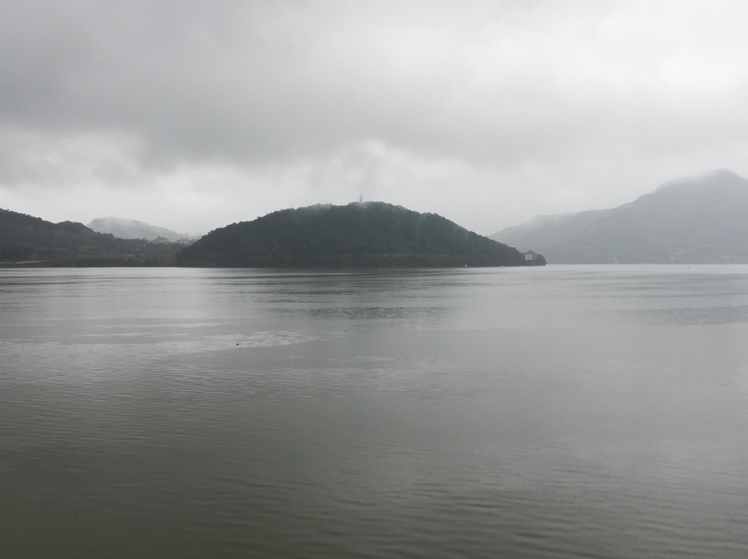 青山湖景点图片