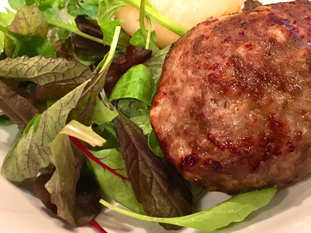 ステーキ&ワイン 神房