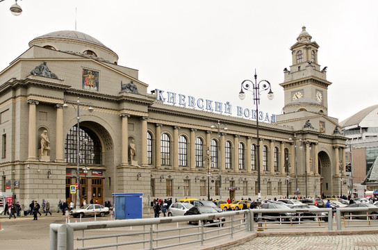 Kiyevskiy Railway Station-莫斯科必去景点