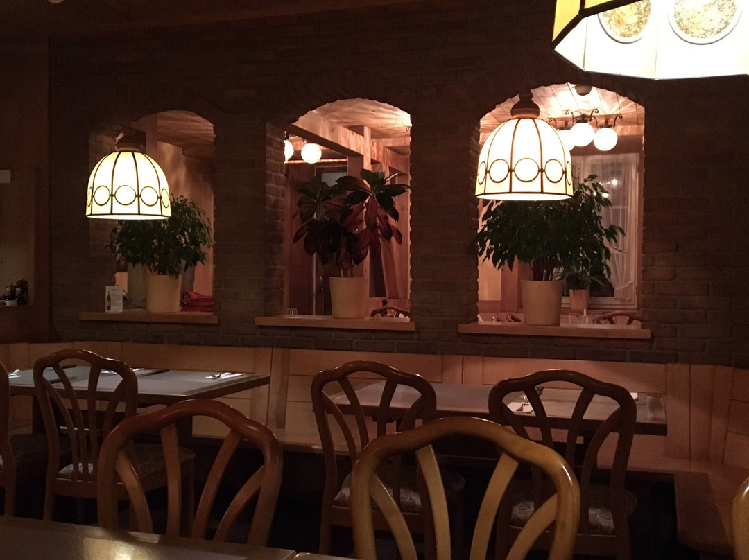 Oberbipp餐馆和美食-Gasthof Brauerei