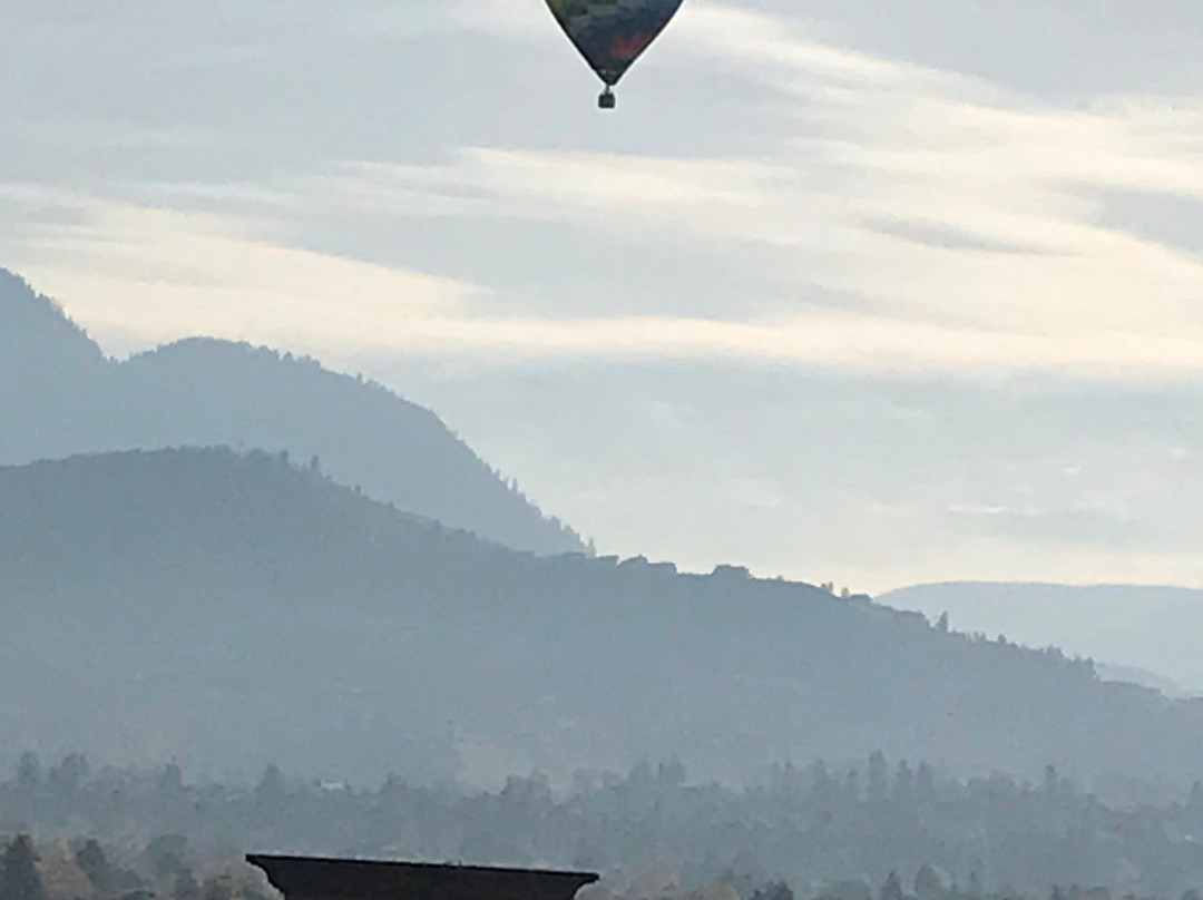 贝斯特韦斯特普鲁士科罗瓦套房酒店主图