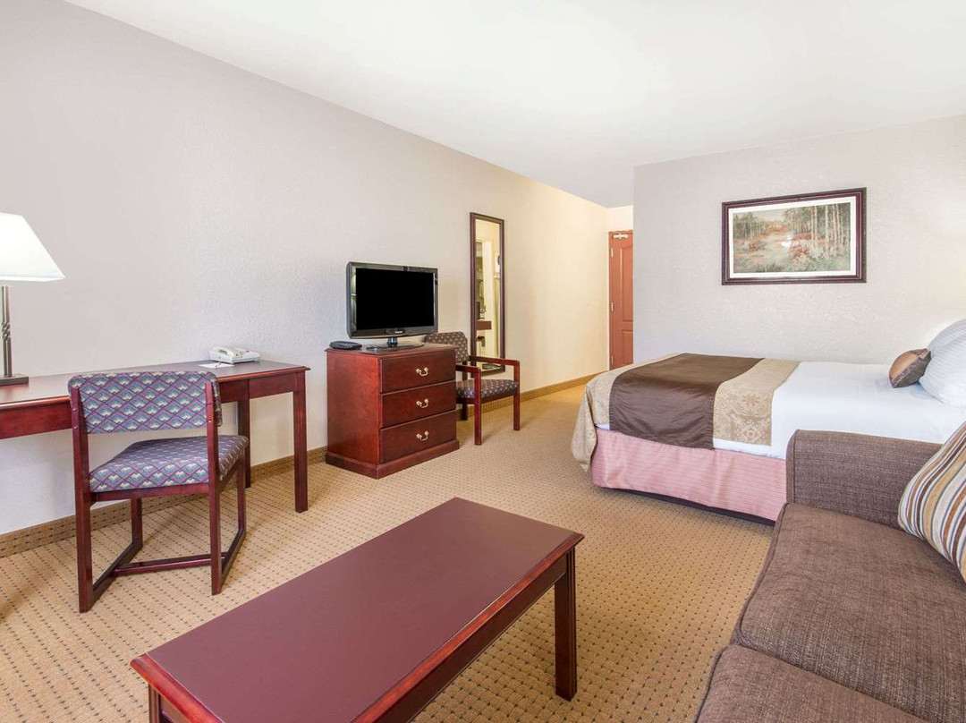 Gold Circle Inn主图