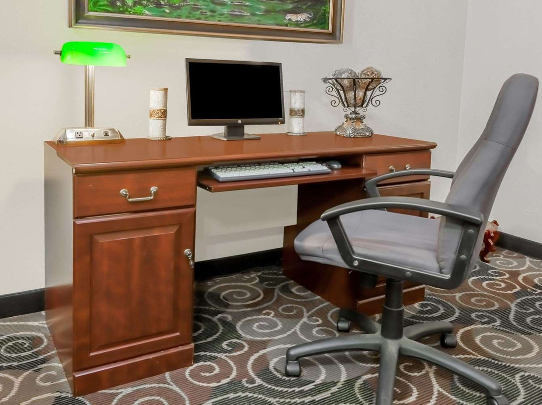 Super 8 By Wyndham Pine Bluff主图