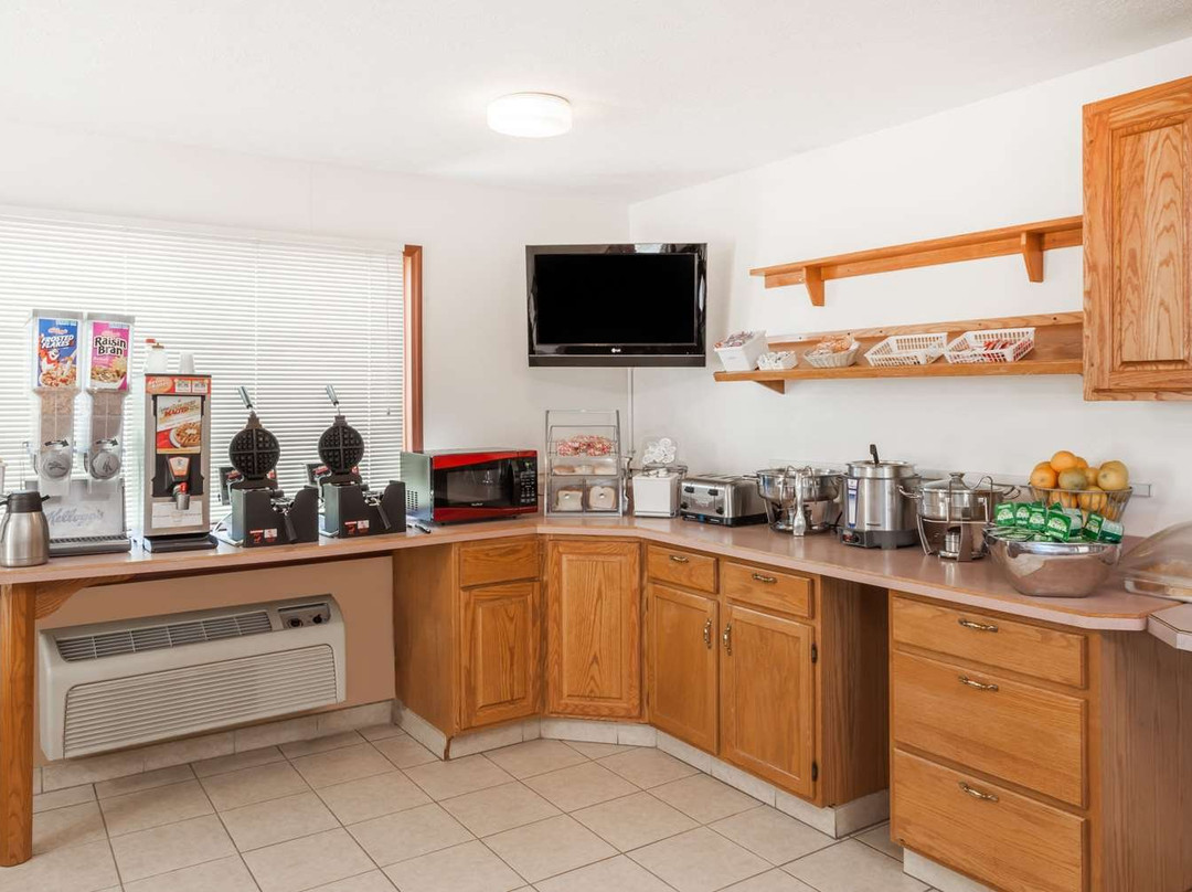 Super 8 by Wyndham Shipshewana主图