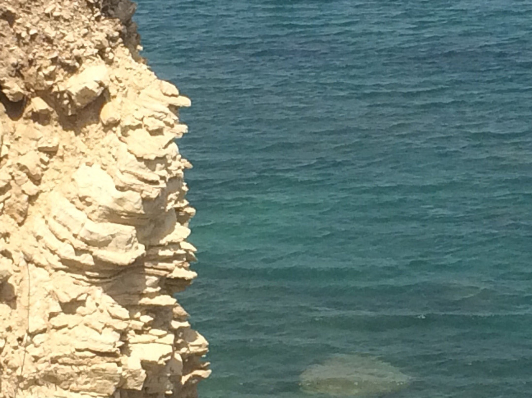 Cliffs of Keri景点图片