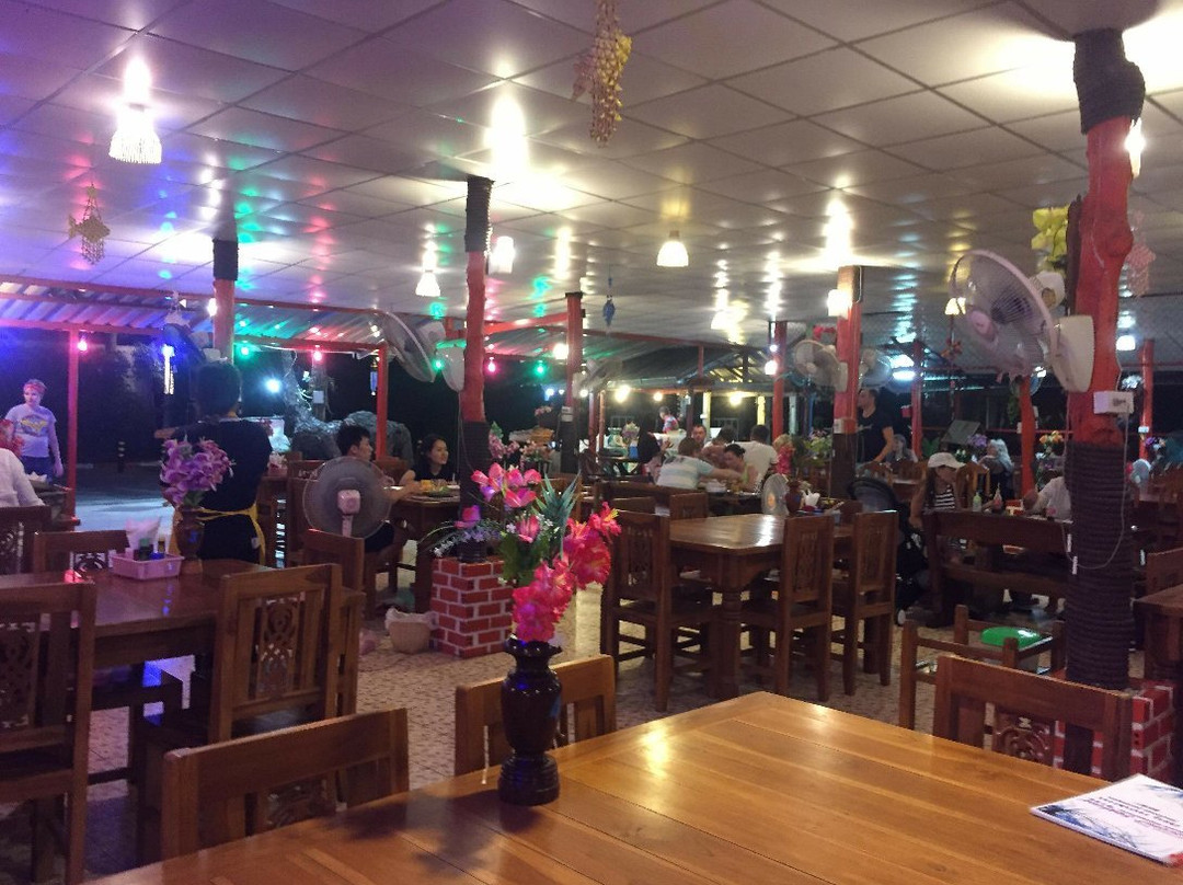 โคโคนัท แอนด์ ซีฟู้ด