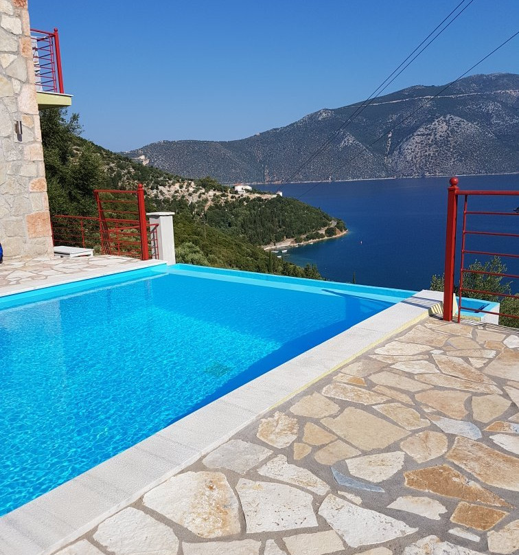 Eumaeus Ithaca Villas主图