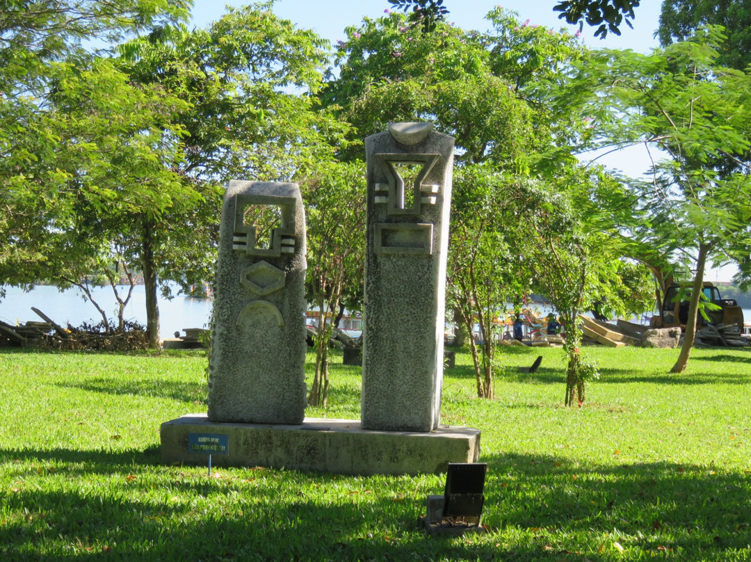 Park February 3-顺化必去景点