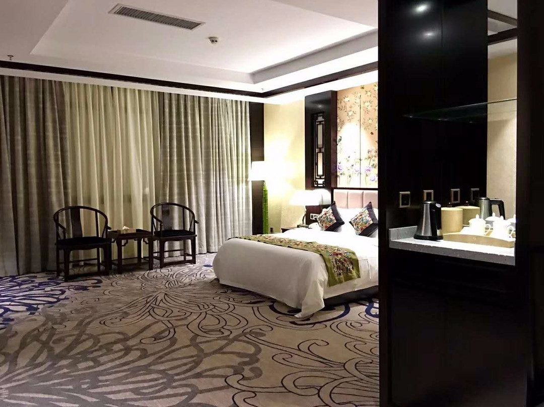 肇兴国际酒店主图