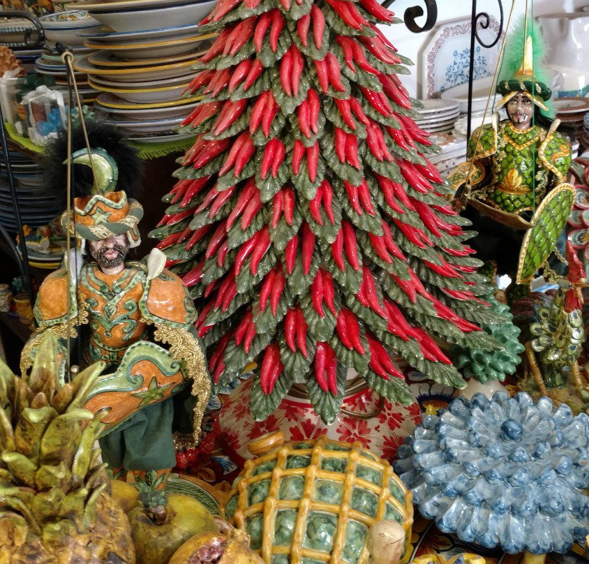 Ceramiche Dell'Artigianato Siciliano Managò-陶尔米纳必去景点