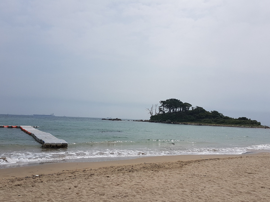 Jinha Beach