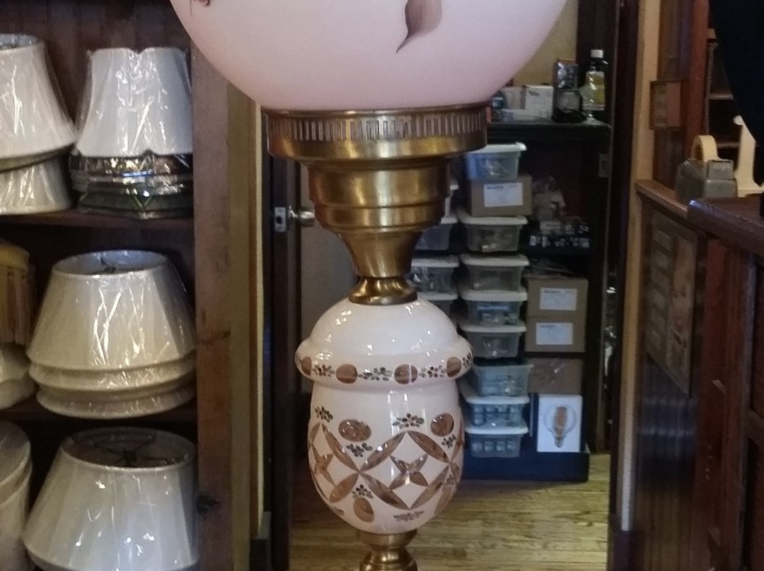 Antique Lamp Co And Gift Emporium-水牛城必去景点