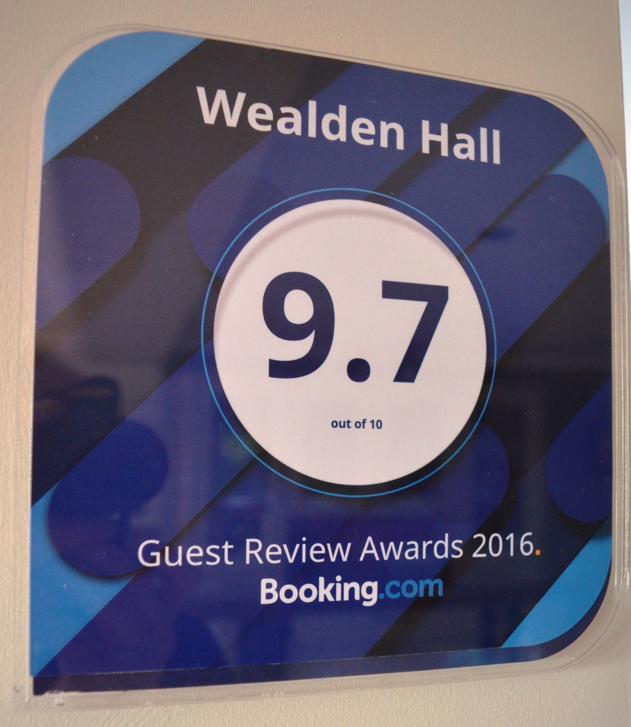 Wealden Hall-官方