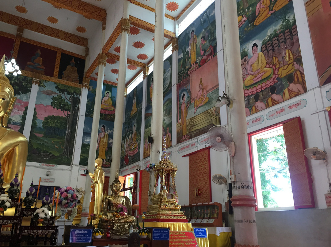 Wat Maha Phuttharam-四色菊必去景点
