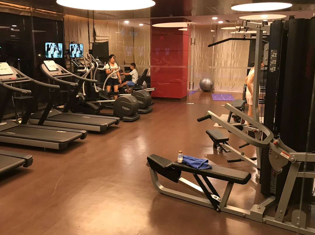 荆州绿地铂骊酒店主图