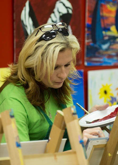 Brushes & Beverages-哥伦布必去景点