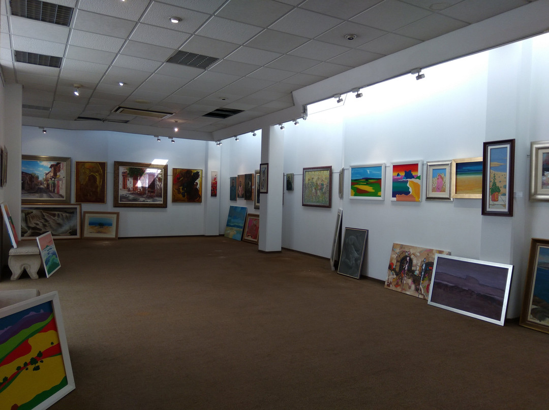 Peter's Gallery-利马索尔必去景点