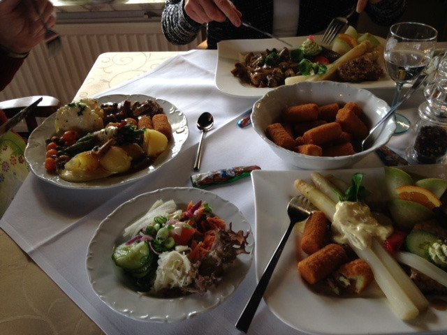 Gelting餐馆和美食-Faehr-Cafe Bonsberg