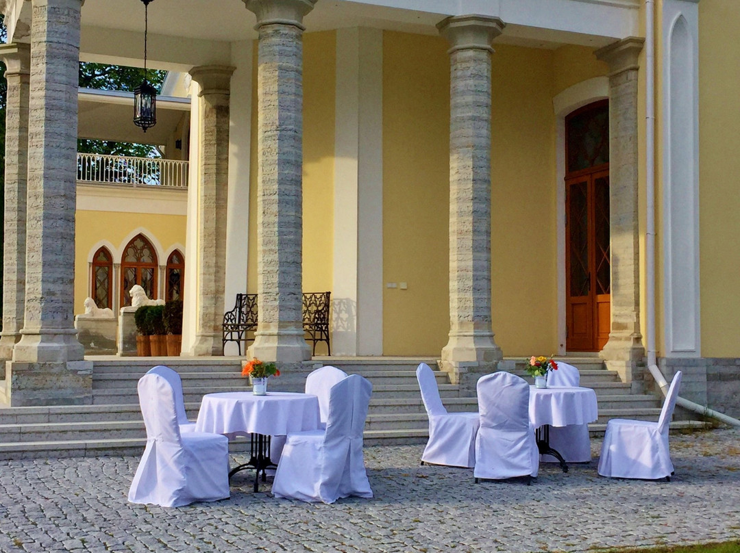 Padise酒店住宿-Keila-Joa Loss - Schloss Fall