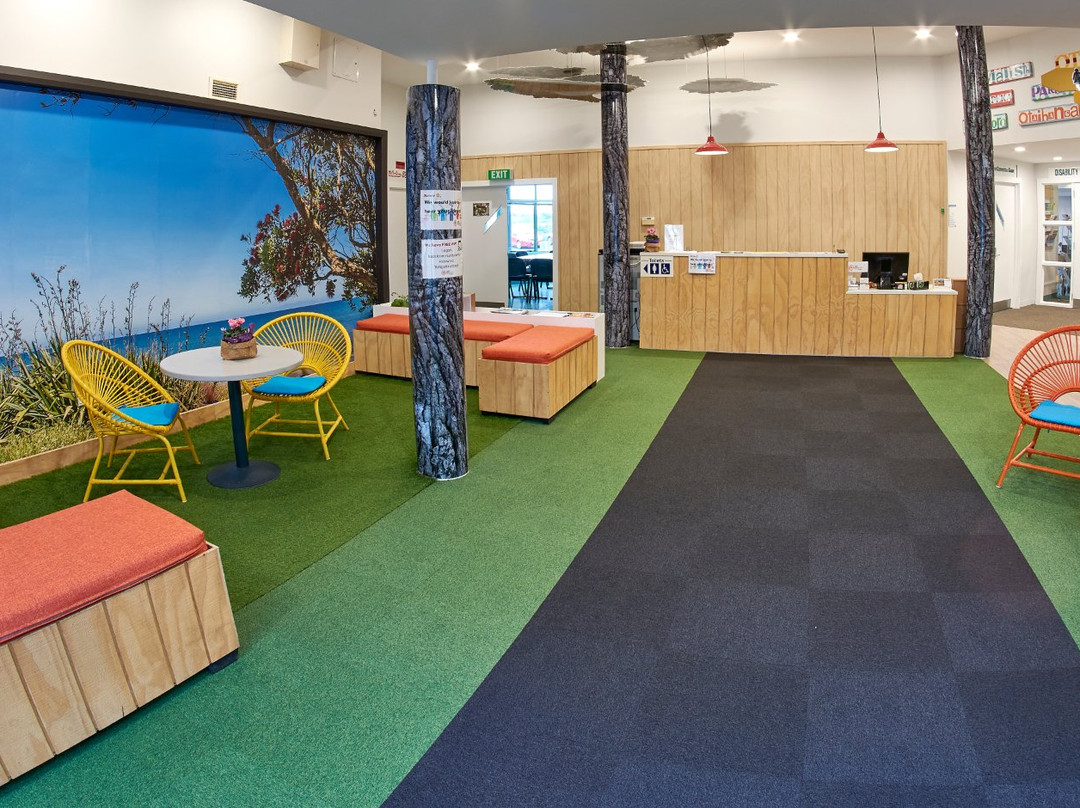 Te Newhanga Kapiti Community Centre景点图片