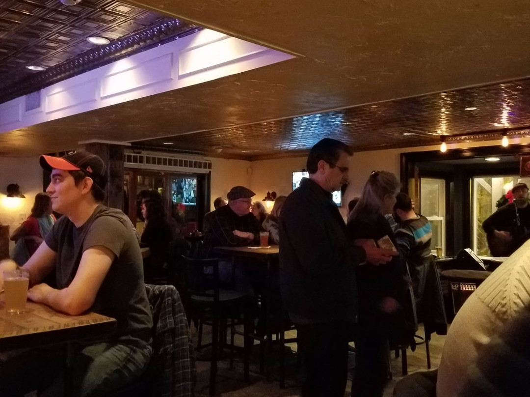 Doylestown Brewing Company - Hops Bar & Grill景点图片