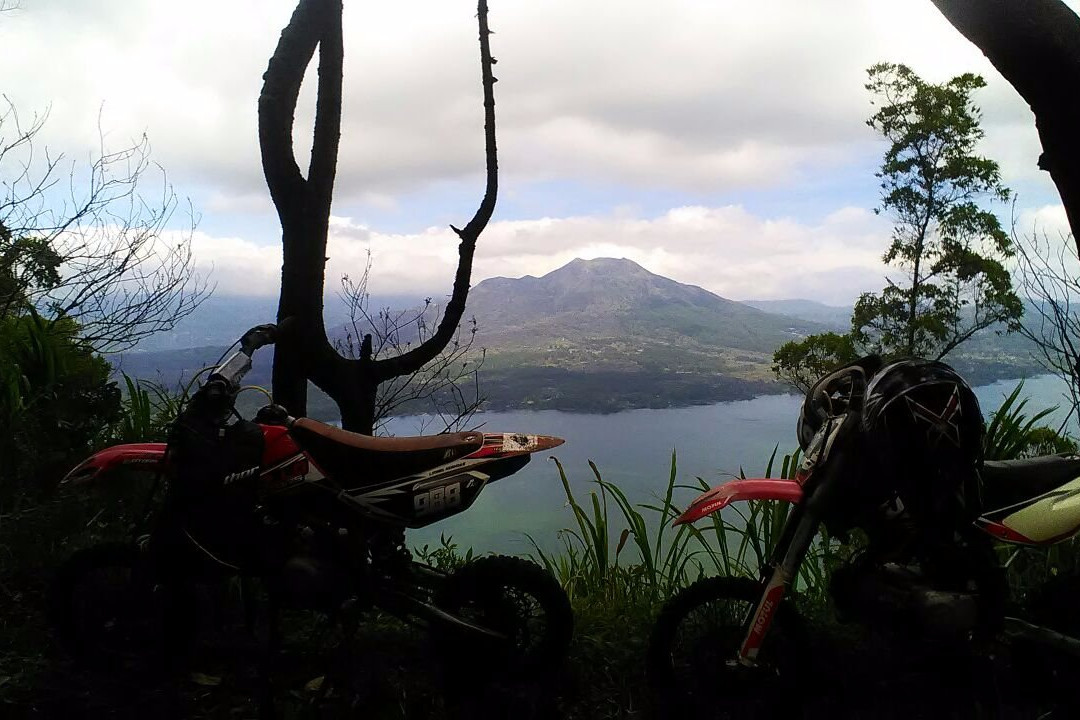 Bali Cross-卡朗阿森必去景点