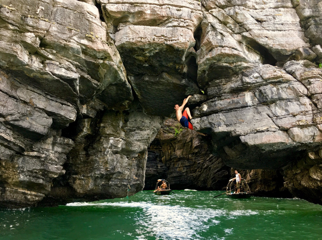 Cat Ba Climbing-卡巴必去景点