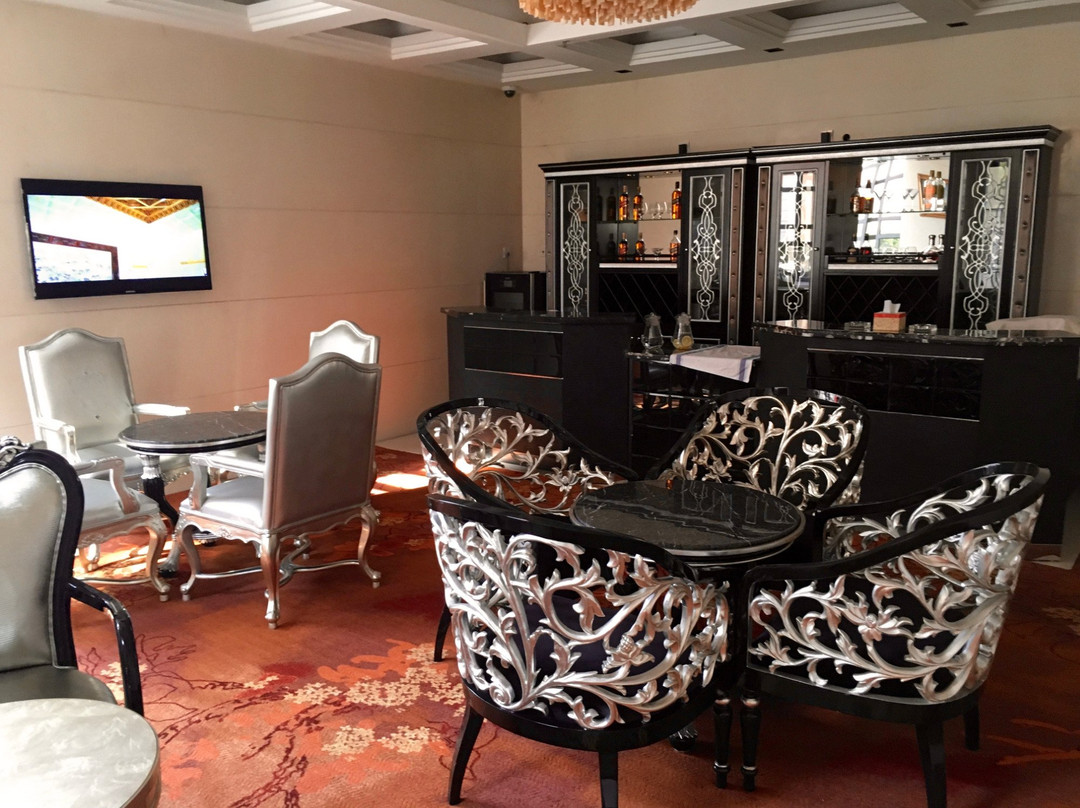 行宫大酒店主图