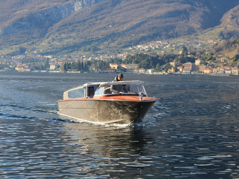Barindelli Taxi Boats