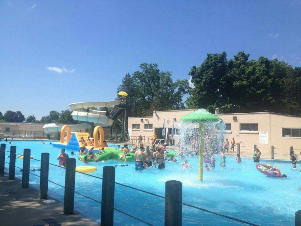 Lake Lisgar Water Park景点图片