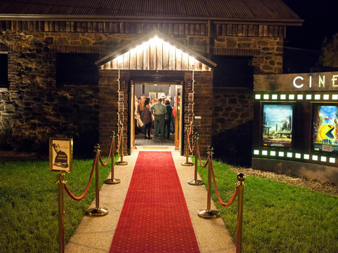 Sun Cinema Bright-布赖特必去景点