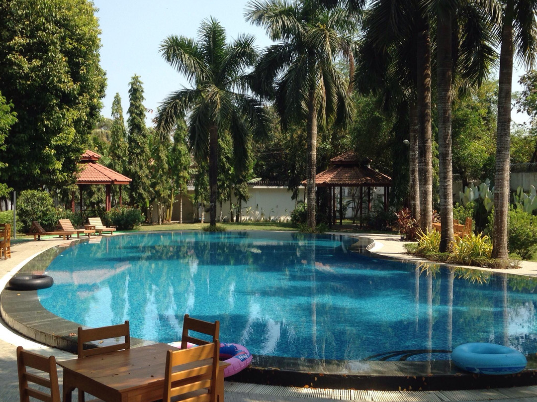 Famous Hotel Bago