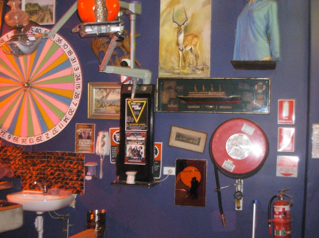 Lazybones Lounge Restaurant & Bar-马里克维尔必去景点