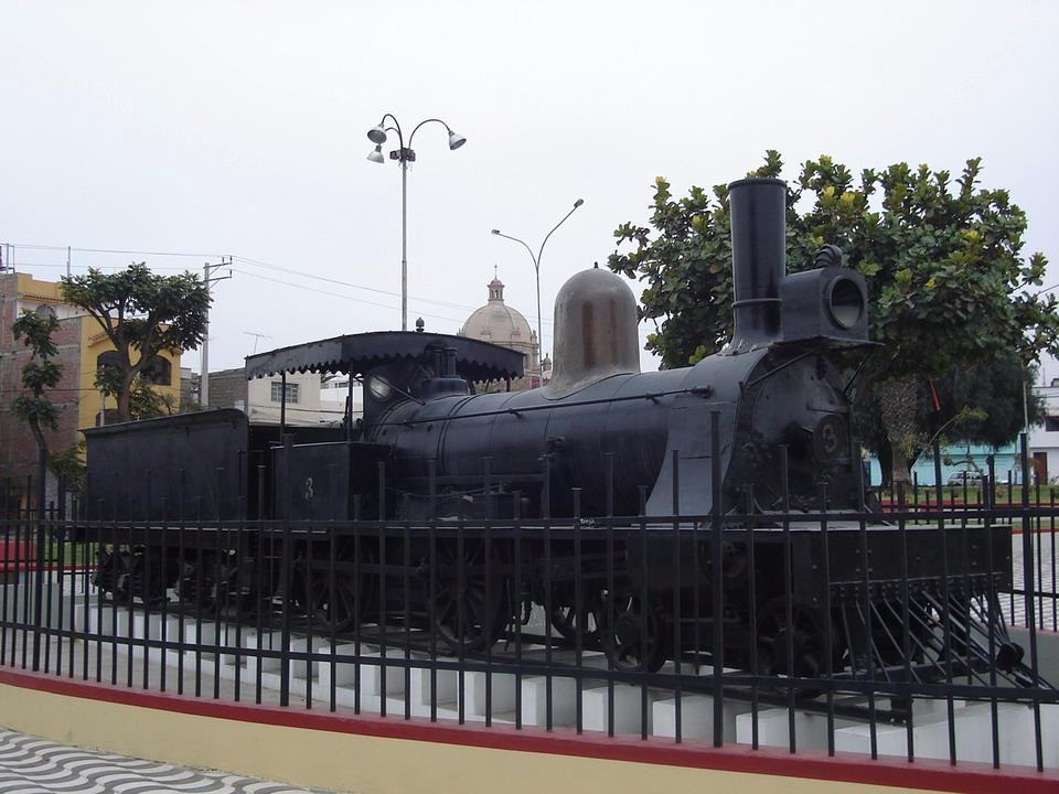 Parque de la Locomotora-塔克纳必去景点