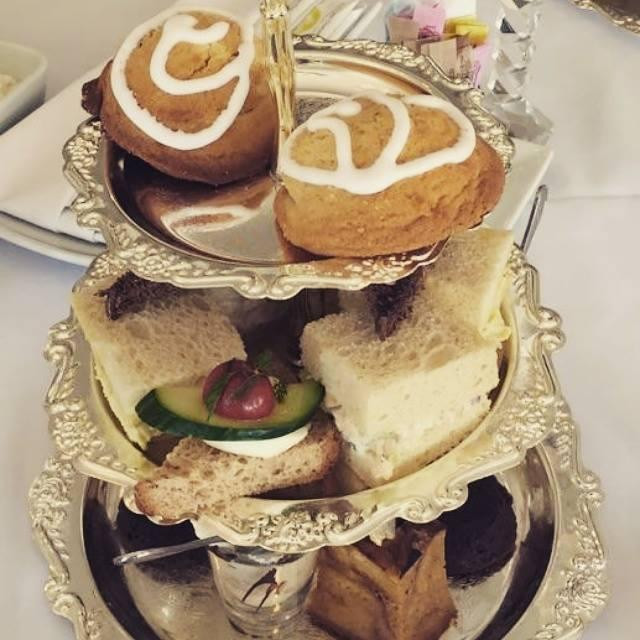 卡尔弗城餐馆和美食-The Culver Hotel Bar & Restaurant