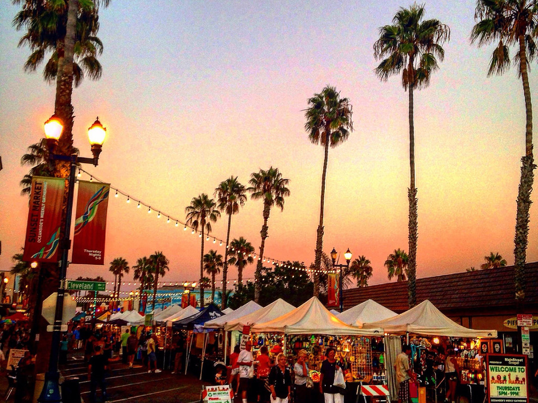 Oceanside Farmer's Market-欧申赛德必去景点