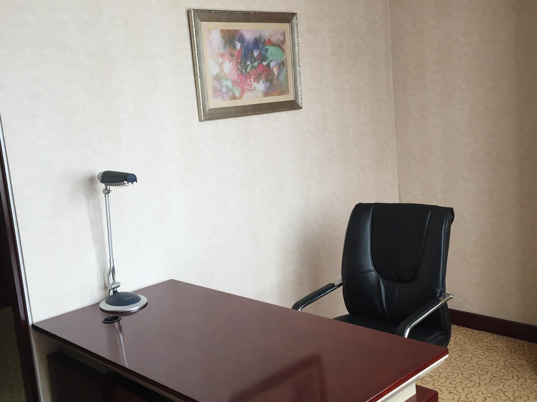 宿适奢华酒店（上海日月光打浦桥地铁站店）主图