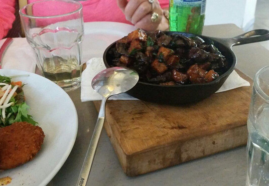 Ein Zurim餐馆和美食-Cadita