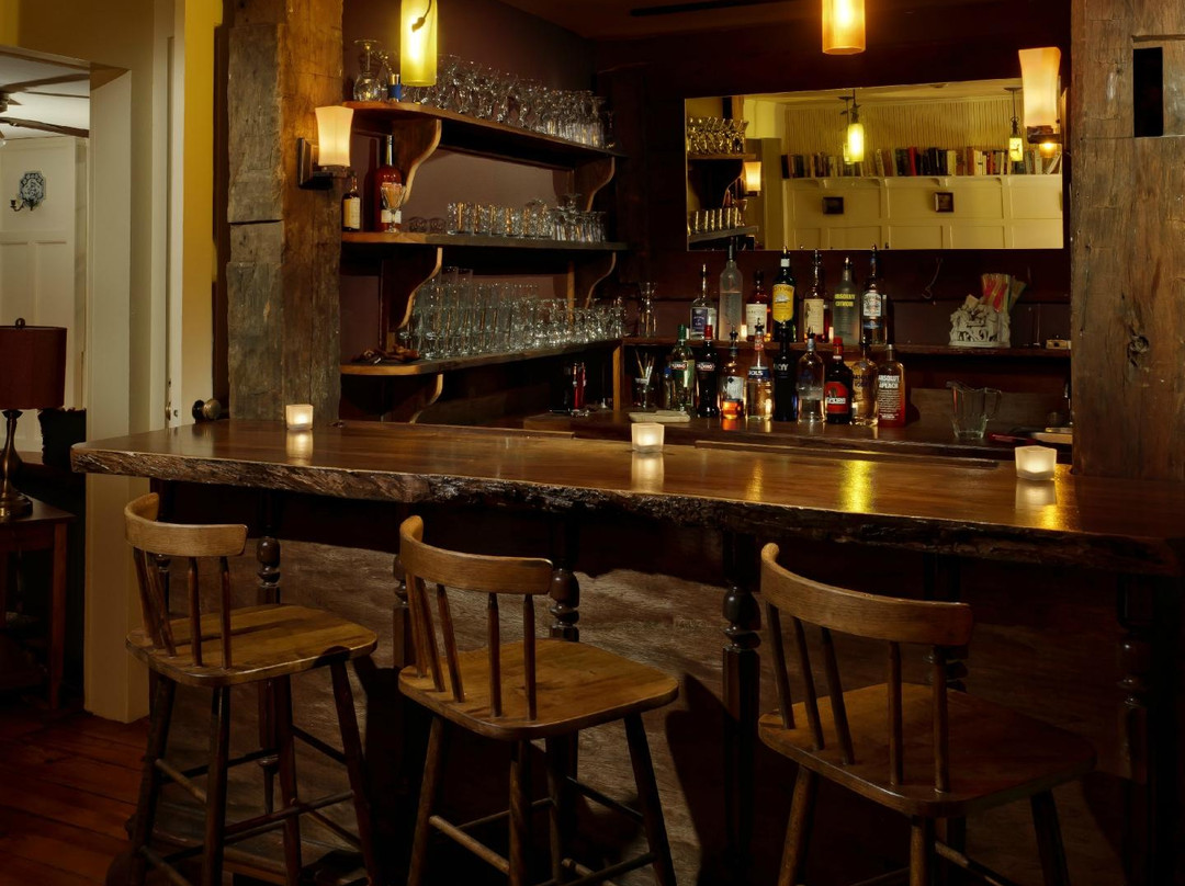 North Egremont酒店住宿-The Buttonball Inn